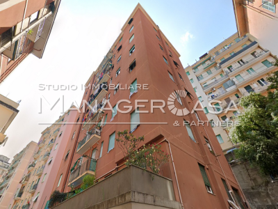 GENOVA Marassi (V. Masina) perfetto appartamento 89 mq. con balcone