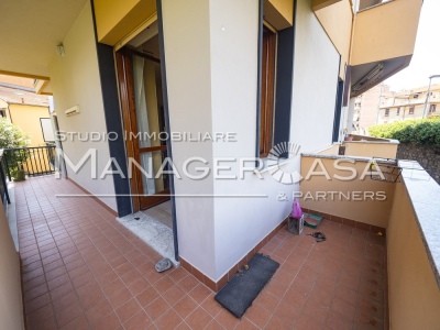 RAPALLO (GE) - Corso Mameli appartamento grande con due balconate